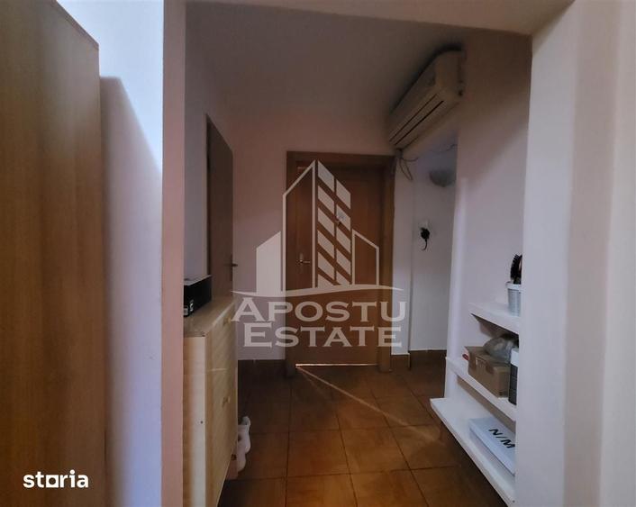 Apartament de vanzare cu 3 camere, 2 bai, zona Bucovina - 3