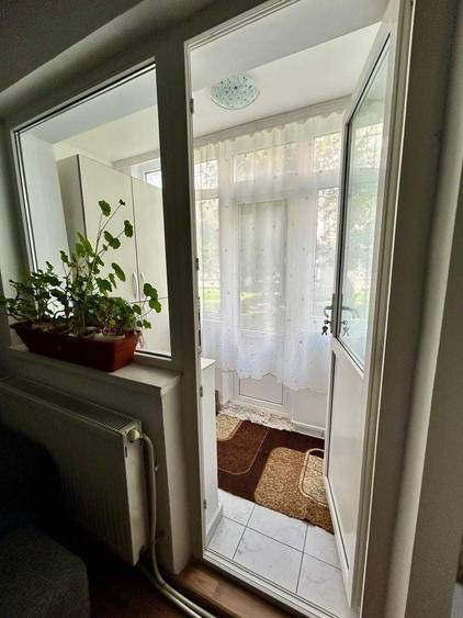 Apartament cu 2 camere semidecomandat în Mioriței