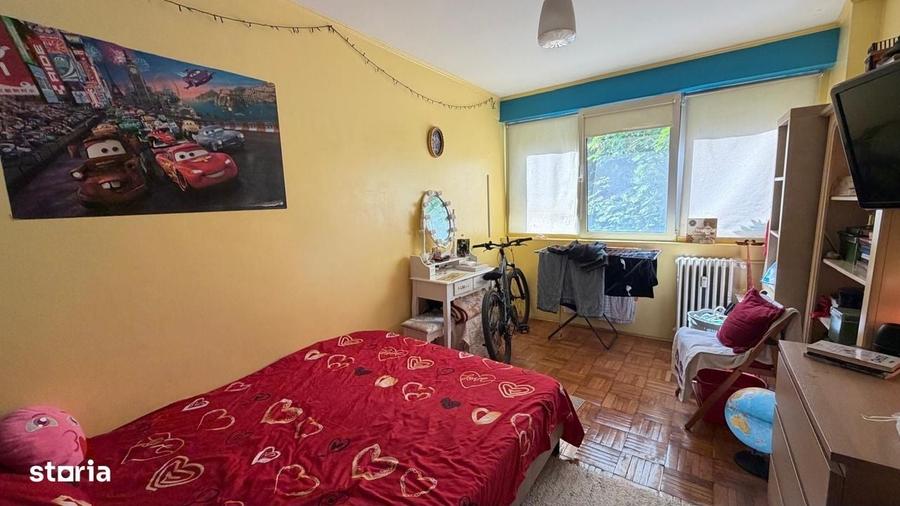 Apartament cu 3 camere în Basarabia