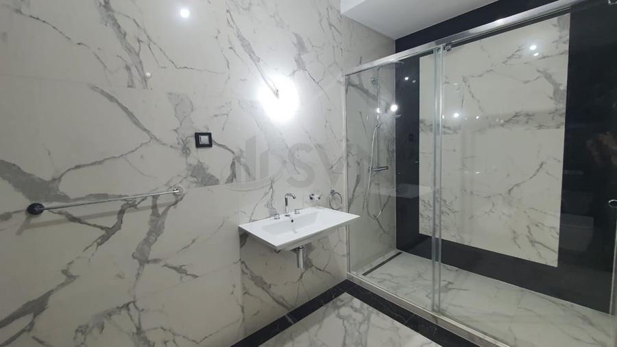 Penthouse cu 5 camere decomandat în Herăstrău