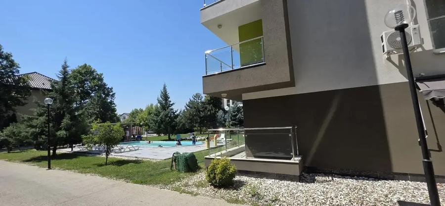 Apartament cu 3 camere decomandat, mobilat în Nord-Vest