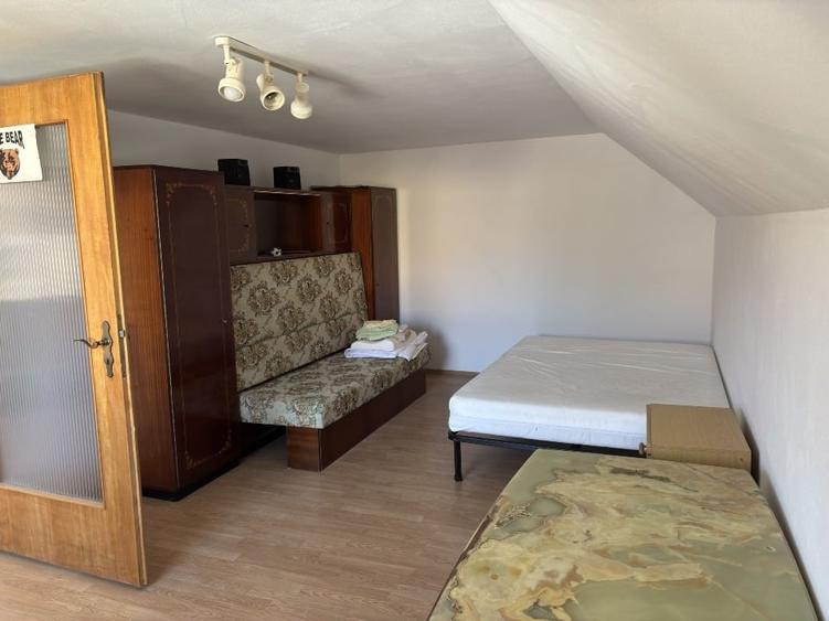 Casă individuală cu 4 camere cu Teren 750 Mp în Semicentral