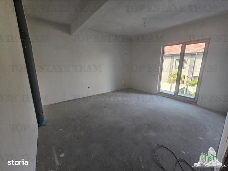 Casă cu 4 camere cu Teren 232.5 Mp în Păcii