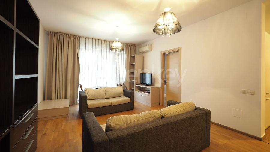 Apartament cu 3 camere semidecomandat, mobilat în Herăstrău