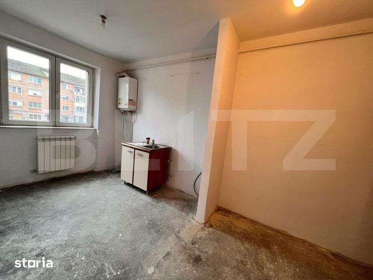 Apartament cu 2 camere semidecomandat în Central