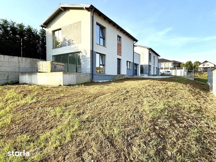 Casa noua P+E cu garaj la 3 minute de Primarie. Pre? 169.000 Euro - 1