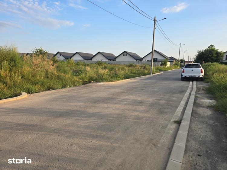 Loturi teren 400 mp, toate utilitatile , asfalt, iluminat - 7