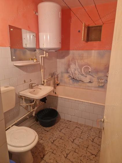 Apartament cu 2 camere decomandat în E3