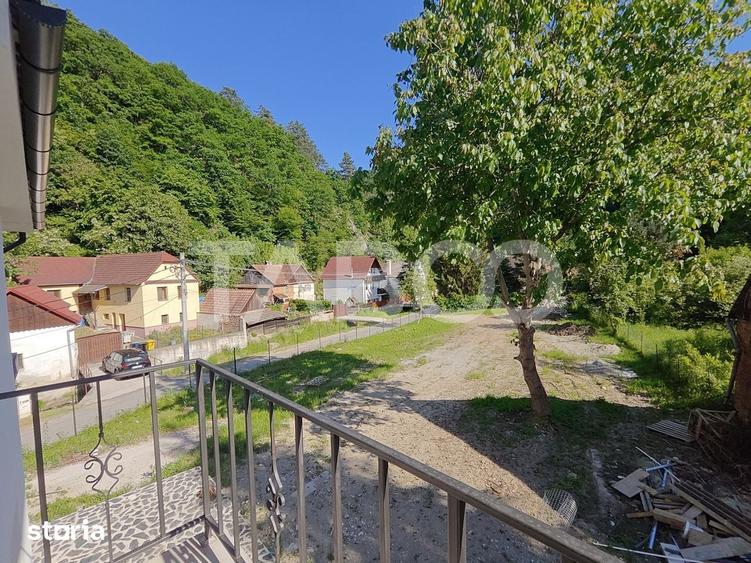 Casa spatioasa - aer curat si priveliste spre munti - teren 1203 mp - 2