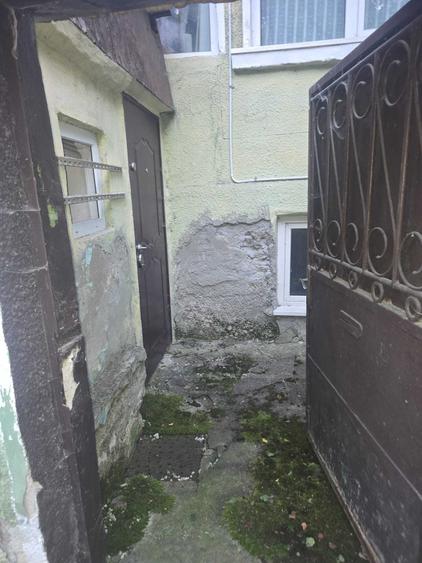 Casă cu 3 camere în Schei