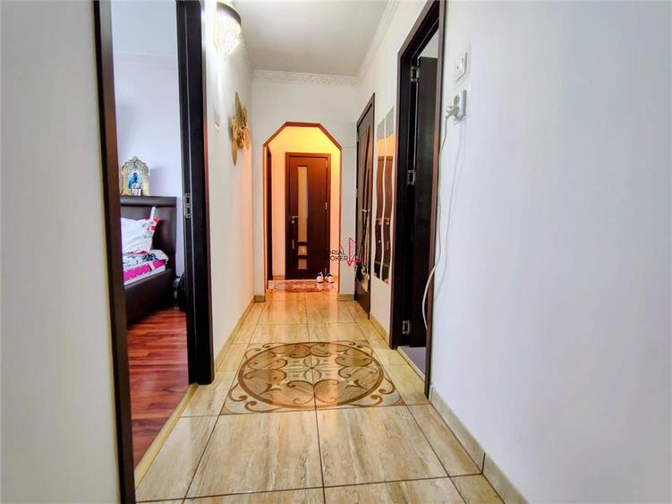 Apartament cu 2 camere decomandat în Titan