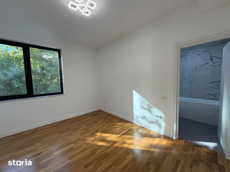 Casă cu 5 camere cu Teren 200 Mp în Central