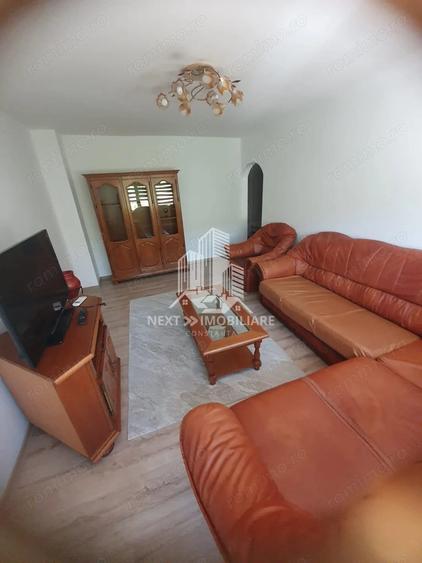 Apartament cu 3 camere decomandat în Faleza Nord