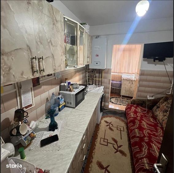 Apartament cu 2 camere decomandat în Nicolina
