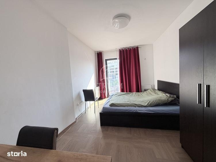 Apartament cu 3 camere semidecomandat în Ultracentral