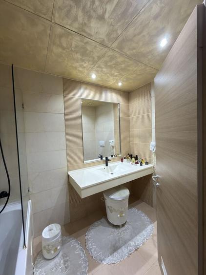 Apartament cu 2 camere decomandat în Văcăresti