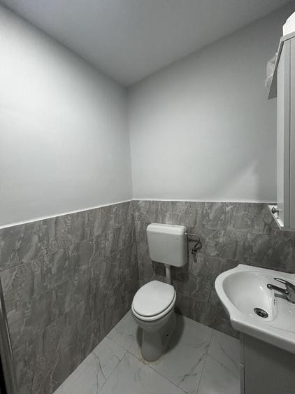 Casă individuală cu 3 camere cu Canalizare în Central