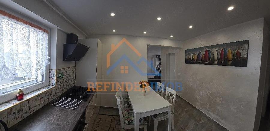 Apartament cu 3 camere nedecomandat, mobilat în Berceni