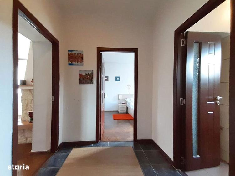 Apartament cu 2 camere decomandat, mobilat în Centrul Istoric