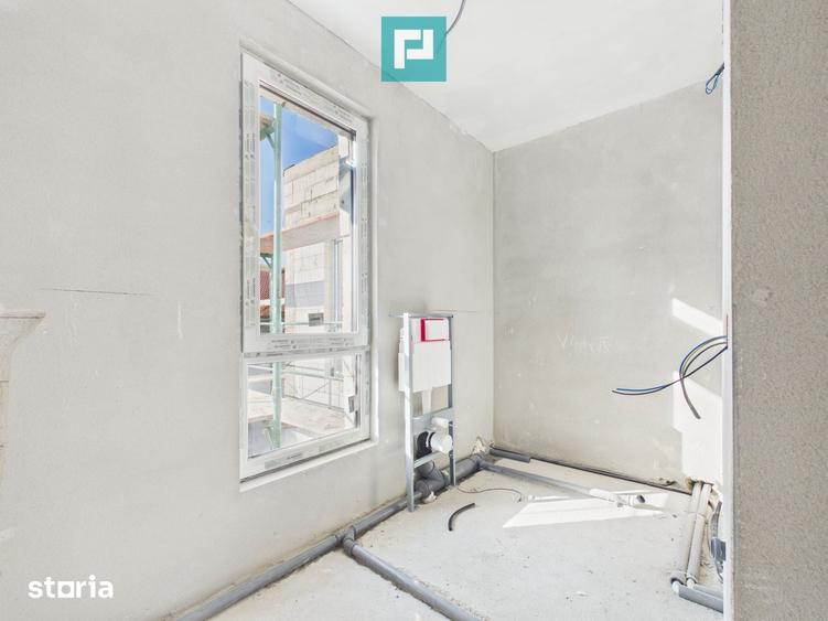 Casă cu 6 camere cu Teren 464 Mp în Pârneava