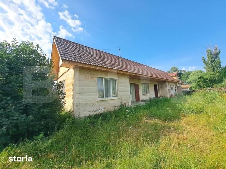 Casă cu 4 camere cu Teren 7020 Mp în Prejmer
