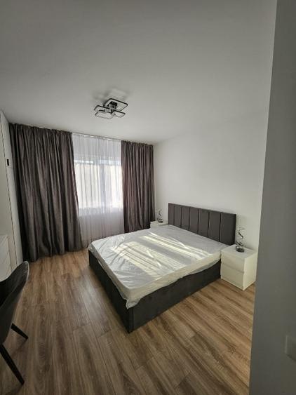 Apartament cu 2 camere decomandat, mobilat în Titan