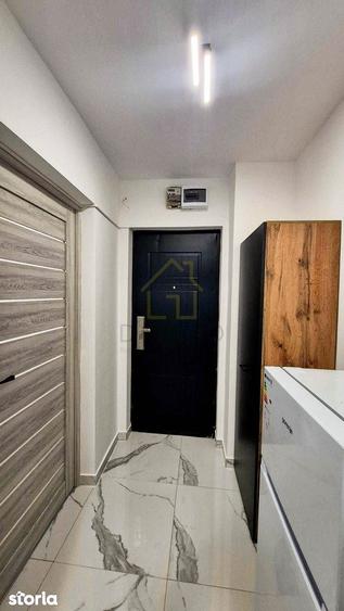 Apartament cu 2 camere semidecomandat, mobilat în Grivița