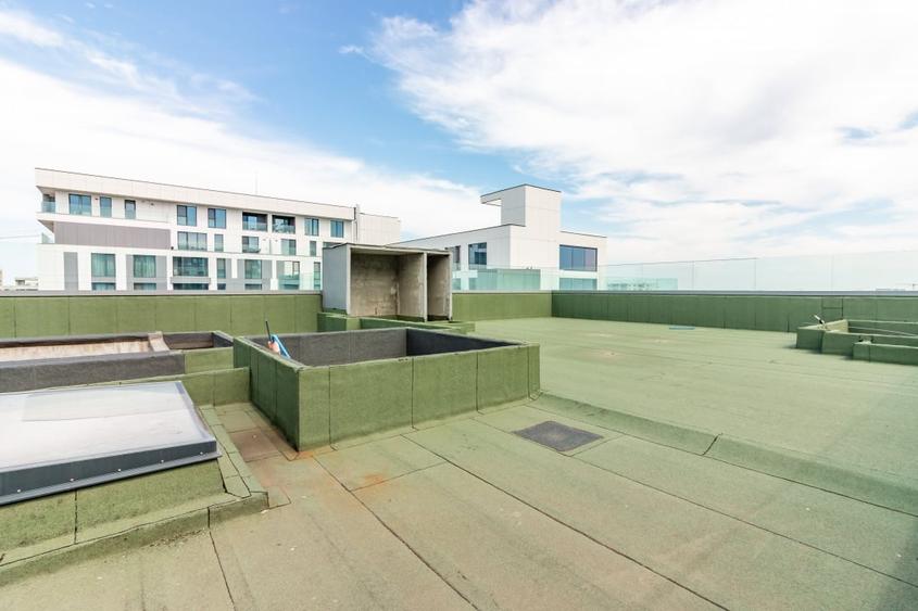 Penthouse cu 5 camere decomandat în Aviației