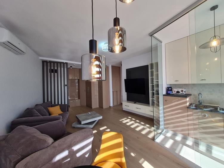 Apartament cu 2 camere decomandat, mobilat în Take Ionescu