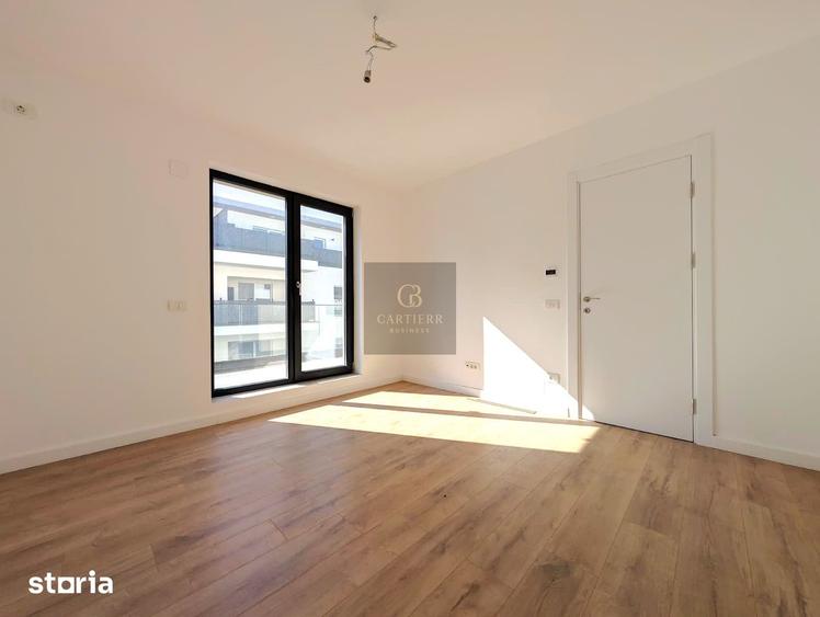 Apartament cu 5 camere decomandat în Theodor Pallady