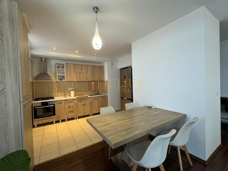 Apartament cu 2 camere decomandat, mobilat în Soarelui