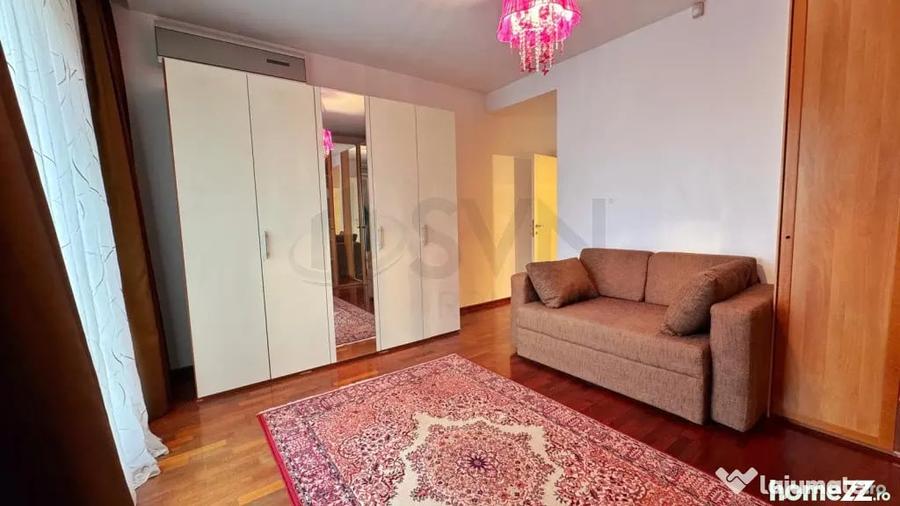 Apartament cu 3 camere decomandat în Nordului