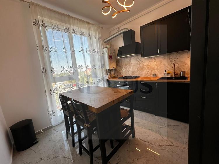 Apartament cu 2 camere semidecomandat, mobilat în Sud