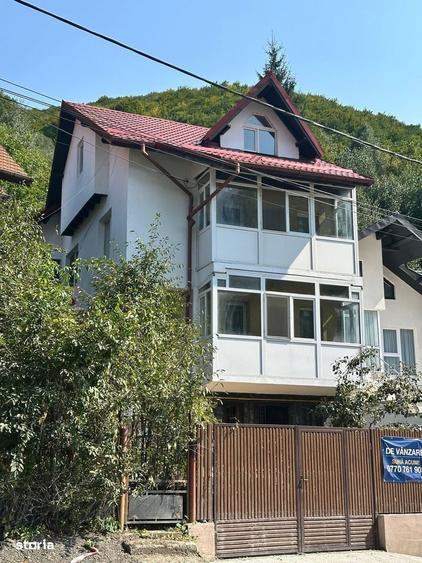Casă cu 4 camere cu Teren 5344 Mp în Rucăr