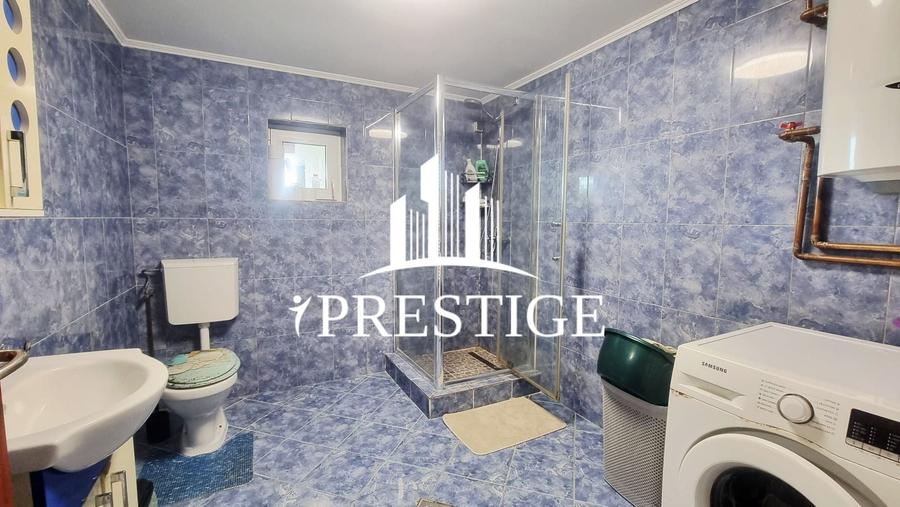 Casă individuală cu 4 camere cu Canalizare în Poplaca