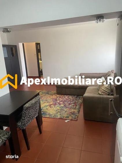 Apartament cu 3 camere semidecomandat în Grivița