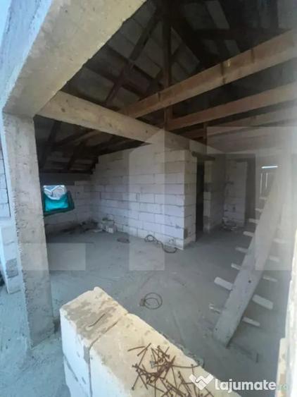 Casă cu 4 camere cu Teren 500 Mp în Central