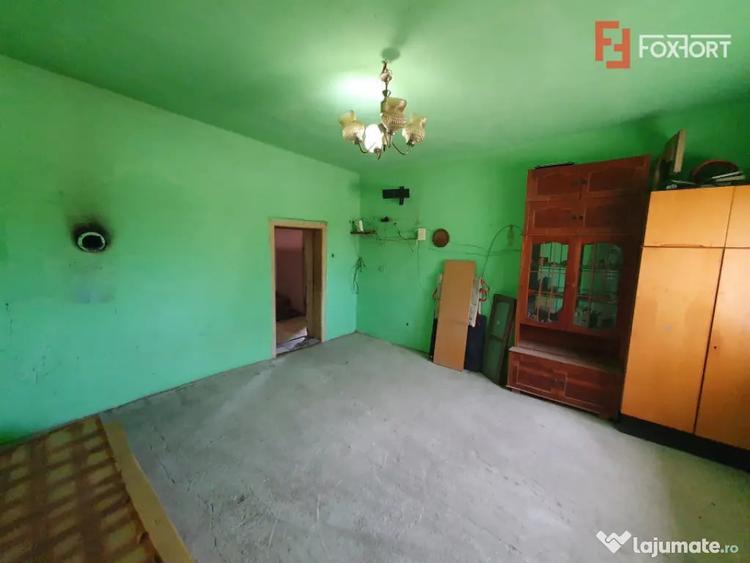 Casă cu 4 camere cu Teren 2208 Mp în Folea