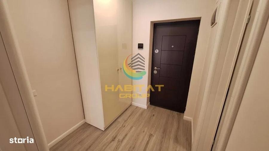 Apartament cu 7 camere decomandat în Vest