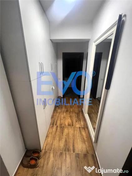 Apartament cu 3 camere decomandat în Bucium