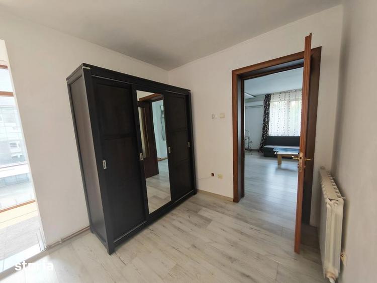 Apartament cu 2 camere, mobilat în Calea București