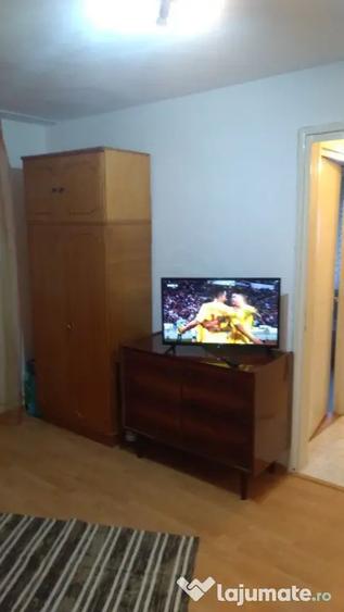 Apartament cu 2 camere semidecomandat în Vest