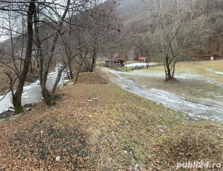 Teren de 2500 mp, în Someșu Rece