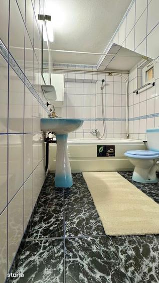 Casă cu 10 camere cu Teren 1422 Mp în Central