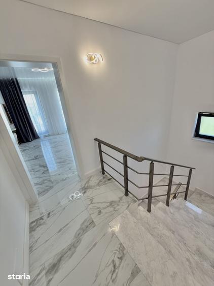 Casă cu 4 camere cu Teren 235 Mp în Central