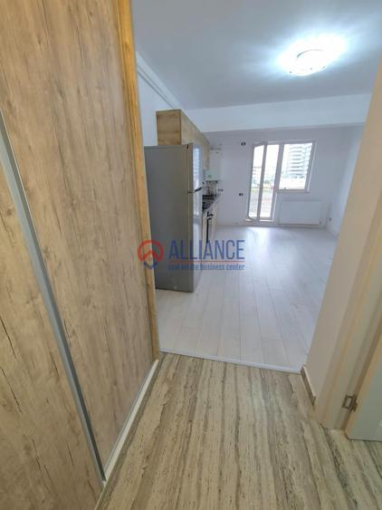 Apartament cu 2 camere semidecomandat în Est