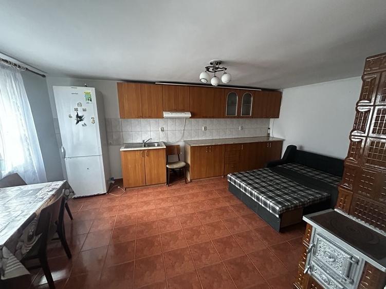 Casă cu 4 camere în Dornești