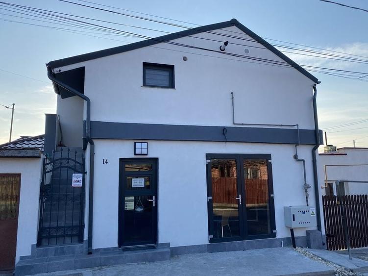 Spațiu comercial, de 52 mp, în Agigea