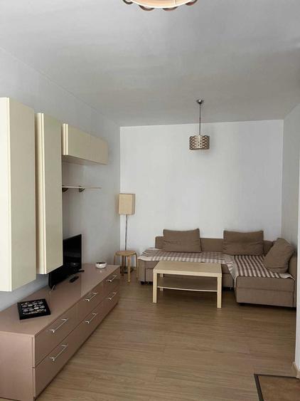 Apartament cu 2 camere semidecomandat în Dristor
