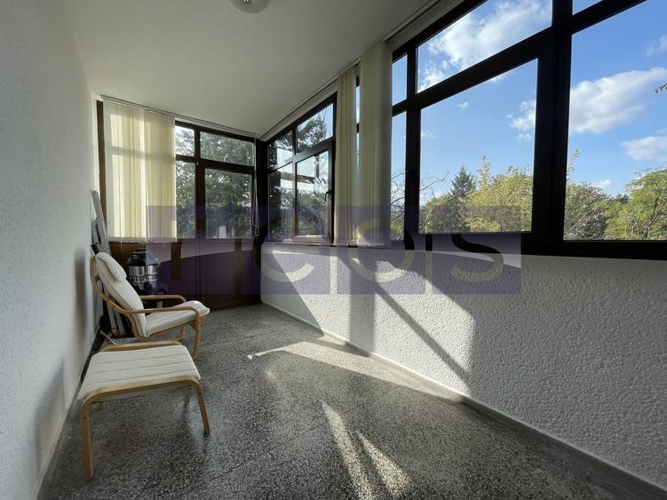 Apartament cu 3 camere decomandat în Kiseleff